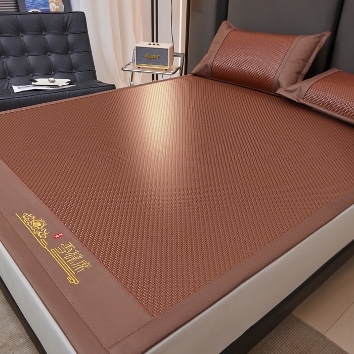 91家纺网 家纺一手货源 找家纺 尚品凤凰 2025新款PE雪藤席三件套 咖色