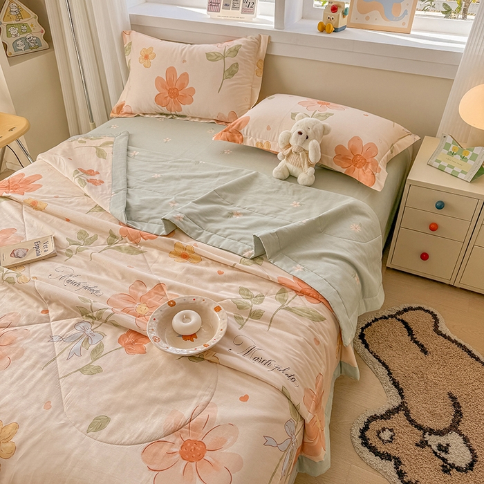 91家纺网 家纺一手货源 找家纺 梦依依 2025新款小清新印花系列里外全棉棉花被夏被四件套 班纳花园