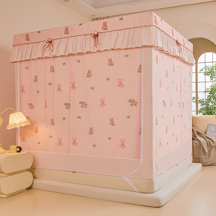 91家纺网 家纺一手货源 找家纺 锦逸家居 2025新款花边防摔坐床蚊帐 粉粉熊宝（不带遮光帘）
