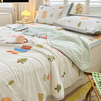 雯豆2025春夏新款凉感丝夏被空调被子印花A类卡通小清新夏被 冰丝夏被四件套-动物乐园