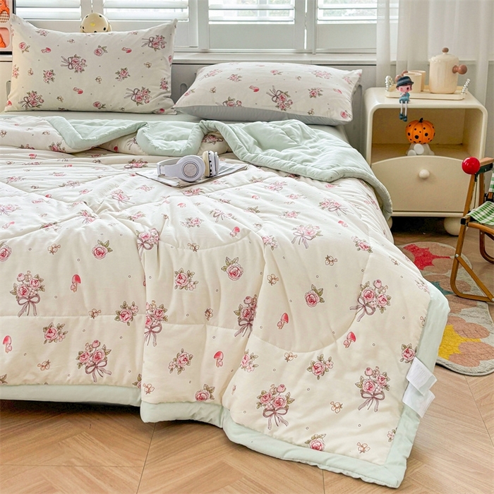 91家纺网 家纺一手货源 找家纺   壹张床  2025新款A类针织棉双层纱100%新疆棉花夏凉被《包检测》（提供买家秀） 春日蘑菇