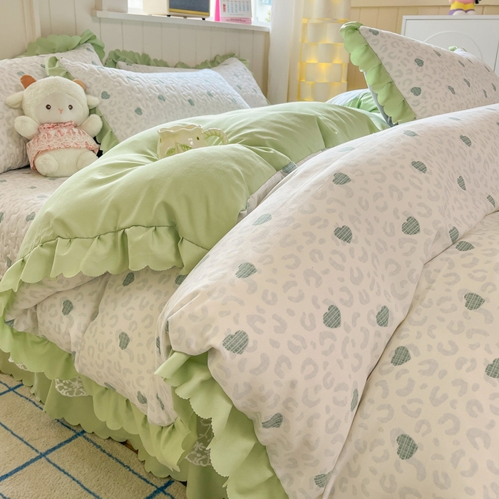 91家纺网 家纺一手货源 找家纺 雅眠居 2025爆款针织棉双层纱印花床盖四件套 爱心绿