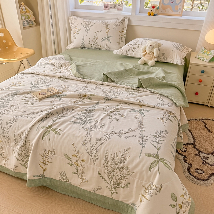 91家纺网 家纺一手货源 找家纺 梦依依 2025新款小清新印花系列里外全棉棉花被夏被四件套 春涧