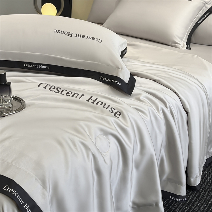 91家纺网 家纺一手货源 找家纺 笙意家纺 2025新款水洗冰丝夏被四件套-卡瑞娜系列 山灰