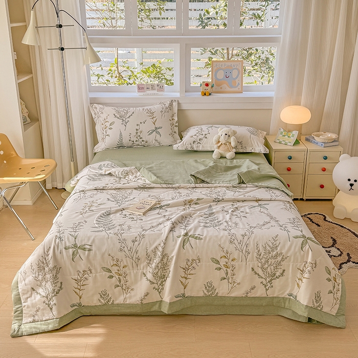 91家纺网 家纺一手货源 找家纺 梦依依 2025新款小清新印花系列里外全棉棉花被夏被四件套 春涧