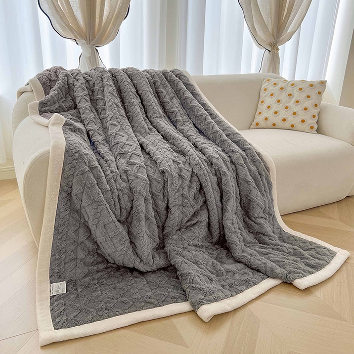91家纺网 家纺一手货源 找家纺 澳梵家居 2025新款塔芙绒提花毛毯盖毯 深灰-白