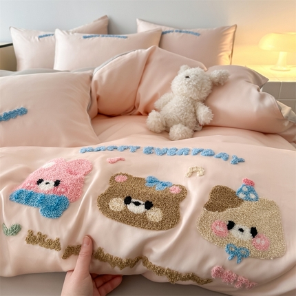 91家纺网 家纺一手货源 找家纺 （总）DC 2025新款B类天丝双拼毛巾绣四件套--动物王国系列