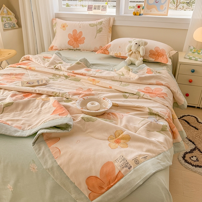 91家纺网 家纺一手货源 找家纺 梦依依 2025新款小清新印花系列里外全棉棉花被夏被四件套 班纳花园