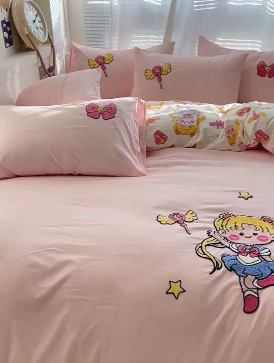 91家纺网 家纺一手货源 找家纺 罗亿家纺 2025新款云朵棉可爱毛巾绣系列四件套 美少女战士