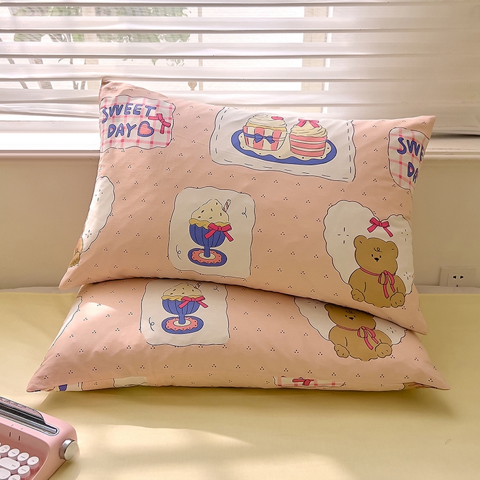 91家纺网 家纺一手货源 找家纺 DoDo 兜兜2025新款40支全棉印花单枕套 蛋糕小熊-小版