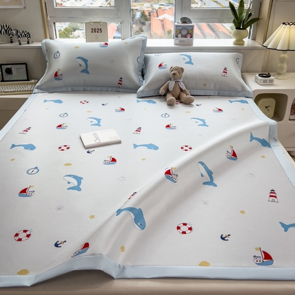 91家纺网 家纺一手货源 找家纺 丝羽坊 2025新款小版印花冰丝凉席平铺床席款冰丝席碳光冰丝凉席 海豚湾