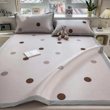 91家纺网 家纺一手货源 找家纺 丝羽坊 2025新款小版印花冰丝凉席平铺床席款冰丝席碳光冰丝凉席 小圆满