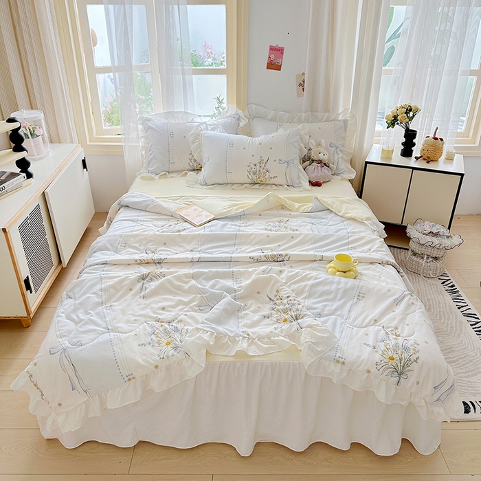 91家纺网 家纺一手货源 找家纺 家贝爱 2025新款泡泡纱水洗棉花边床单/床裙款夏被四件套夏凉被 莫兰清香