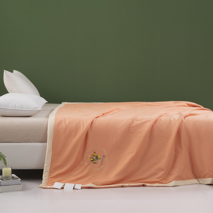 91家纺网 家纺一手货源 找家纺 帕芬鸟 2025新款亲肤磨毛夏被 橙色