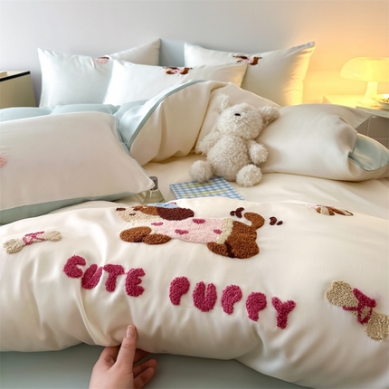 91家纺网 家纺一手货源 找家纺 （总）DC 2025新款B类天丝双拼毛巾绣四件套--动物王国系列