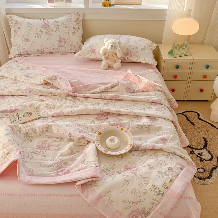 91家纺网 家纺一手货源 找家纺 梦依依 2025新款小清新印花系列里外全棉棉花被夏被四件套 华庭庄园-米