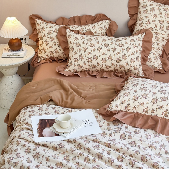 91家纺网 家纺一手货源 找家纺 梦莱斯2025新款针织棉夏被四件套 枫叶小镇