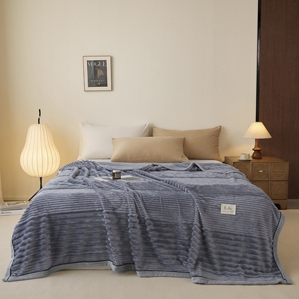 澳梵家居 2025新款魔法绒糯糯绒提花抽条毛毯盖毯 简约-雾蓝