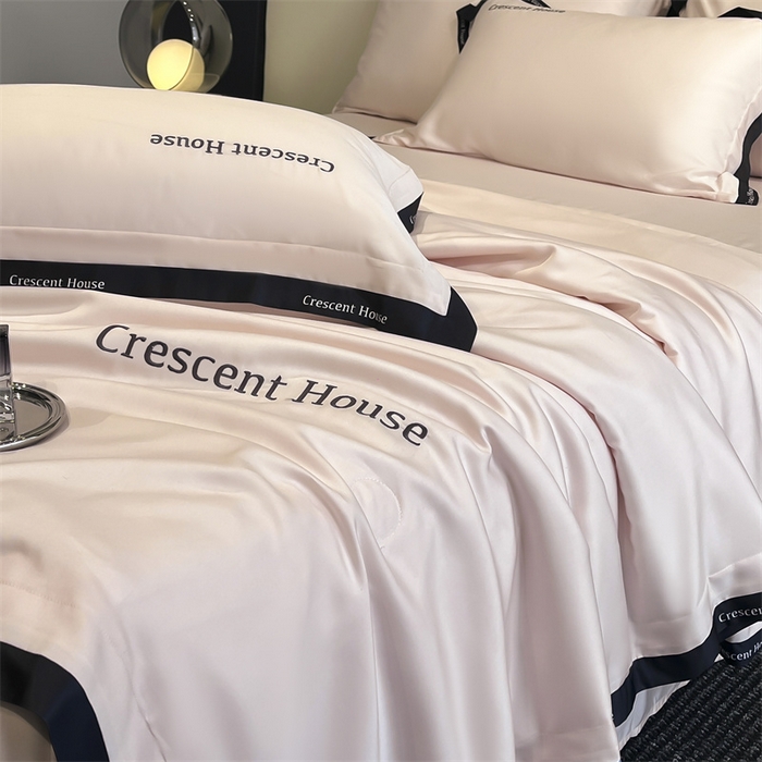 91家纺网 家纺一手货源 找家纺 笙意家纺 2025新款水洗冰丝夏被四件套-卡瑞娜系列 奶油粉