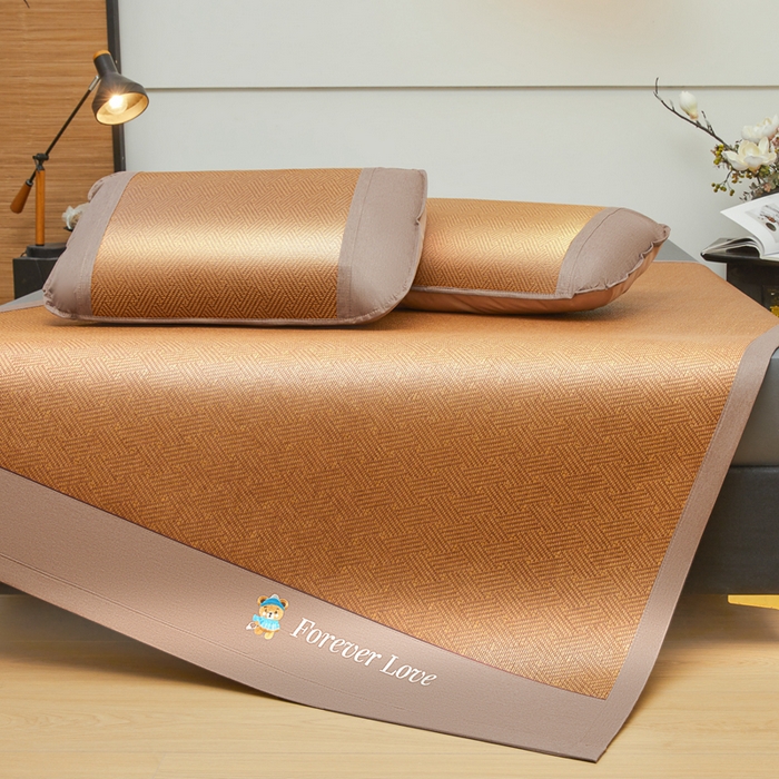 91家纺网 家纺一手货源 找家纺 （总）尚品凤凰 2025新款冰藤席小熊绣花藤席