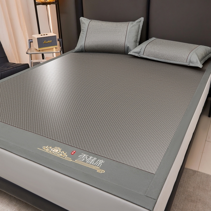 91家纺网 家纺一手货源 找家纺 尚品凤凰 2025新款PE雪藤席三件套 灰色