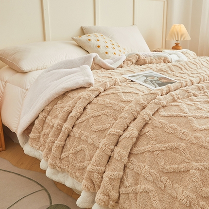 澳梵家居 2025新款塔芙绒提花毛毯盖毯 卡其-白