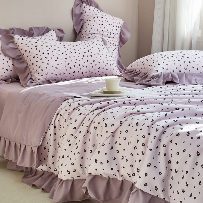 91家纺网 家纺一手货源 找家纺 梦莱斯2025新款针织棉夏被四件套 粉点豹纹