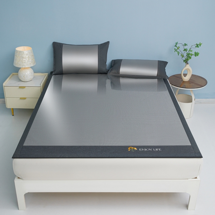 91家纺网 家纺一手货源 找家纺 尚品凤凰 2025新款小米花冰藤凉席 灰色