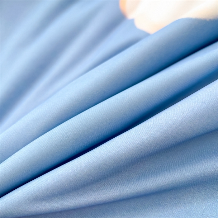 91家纺网 家纺一手货源 找家纺 雯豆2025春夏新款凉感丝夏被空调被子印花A类卡通小清新夏被 冰丝夏被四件套-天空云