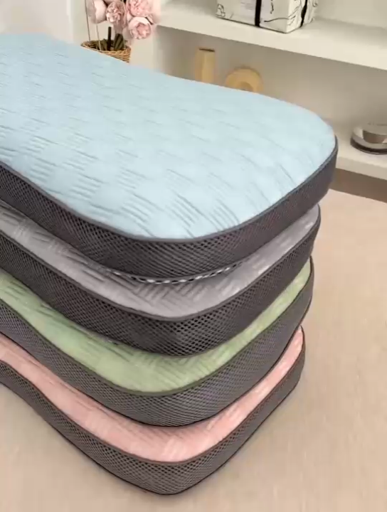 91家纺网 家纺一手货源 找家纺 （总）芯洲 2025年新款荞麦枕夏季凉感冰豆豆简约ins面包枕头枕芯午睡枕