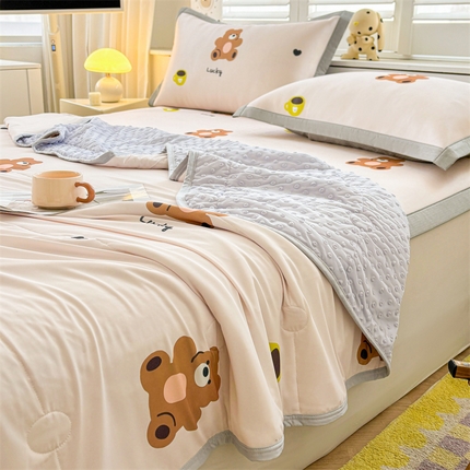 雯豆2025春夏新款凉感丝夏被空调被子印花A类卡通小清新夏被 冰丝夏被四件套-咖啡小熊