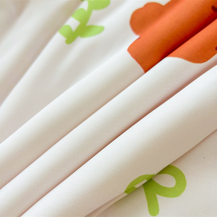 91家纺网 家纺一手货源 找家纺 雯豆2025春夏新款凉感丝夏被空调被子印花A类卡通小清新夏被 冰丝夏被四件套-小熊伙伴