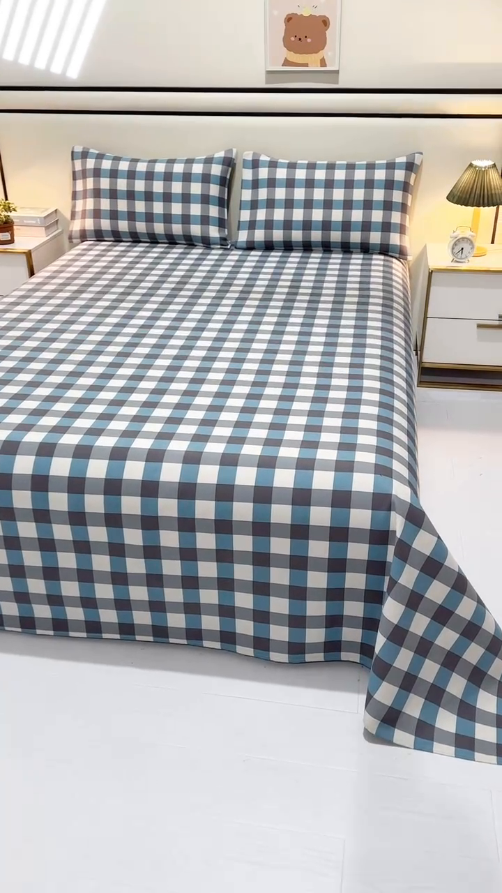 91家纺网 家纺一手货源 找家纺 望淮家纺 2025新款老粗布凉席床单三件套 小蓝格