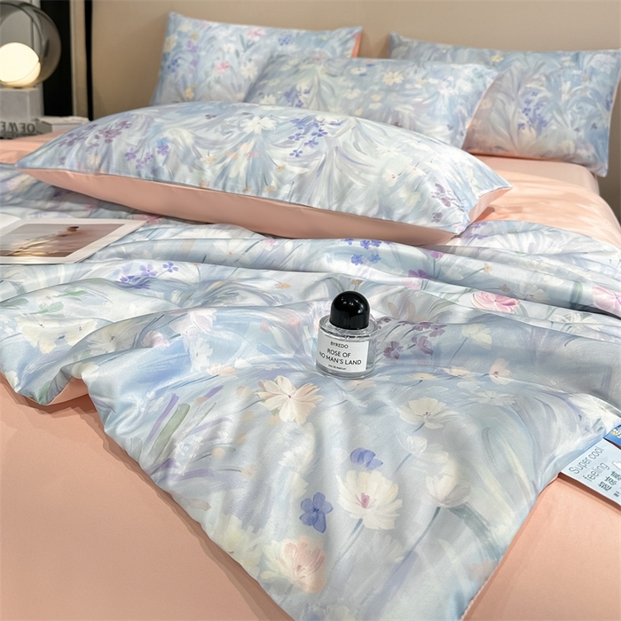 91家纺网 家纺一手货源 找家纺 笙意家纺  2025新款水洗真丝数码印花暗盒款夏被 兰娜