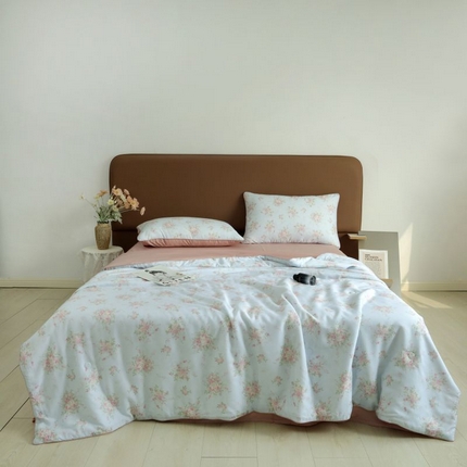 91家纺网 家纺一手货源 找家纺 朵美 2025新款50支天丝印花夏被+夏被四件套 晴雯