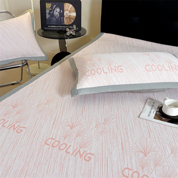 91家纺网 家纺一手货源 找家纺 雯豆2025中分子PE凉感冰丝凉席三件套平铺绑带款席子 银杏叶PE席-粉