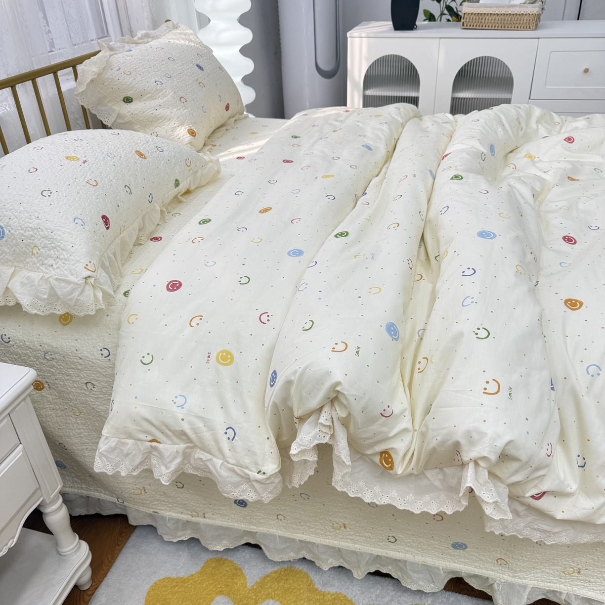 91家纺网 家纺一手货源 找家纺 暖居 2025春夏款高温砂洗棉花床盖三件套被套四件套同款纯棉夏被空调被四季爱心笑脸