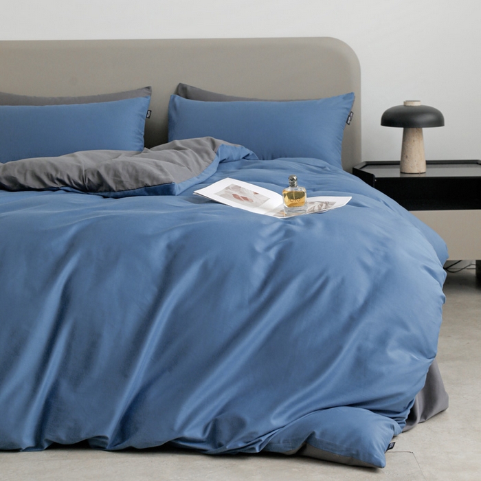 91家纺网 家纺一手货源 找家纺 2025年纯色双拼60支纯棉被套 布鲁蓝+深灰