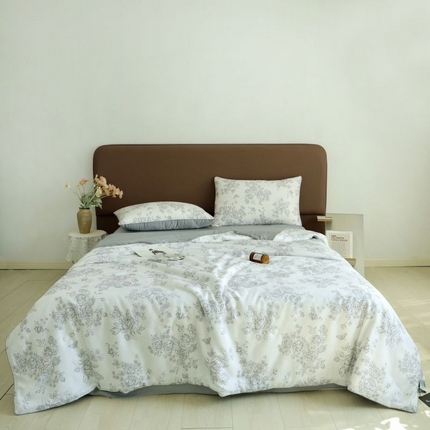 91家纺网 家纺一手货源 找家纺 朵美 2025新款50支天丝印花夏被+夏被四件套 素影