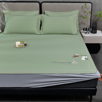 小牛席业 2025新款天鹅冷感豆豆席系列-（床笠款）凉席藤席冰藤席竹席空调席草席冰丝席豆豆席乳胶席三件套 天鹅冷感豆豆席系列-（床笠款）绿色