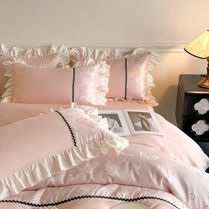 91家纺网 家纺一手货源 找家纺 米彩家纺 2025新款A类水洗真丝亮光浮雕花边四件套 粉香槟