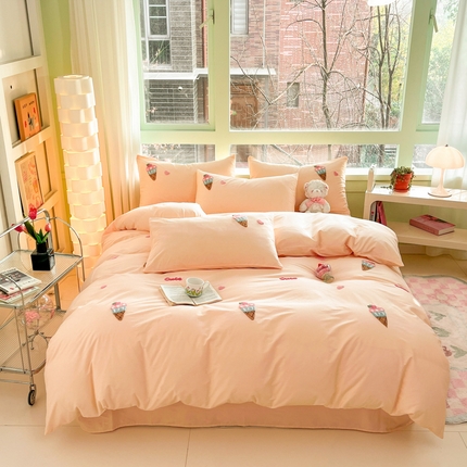 91家纺网 家纺一手货源 找家纺 泽西家纺+V17798841158发大图 2025新品40支全棉纯棉13376成人卡通毛巾绣纯棉四件套冰淇淋系列 冰淇淋- 玉