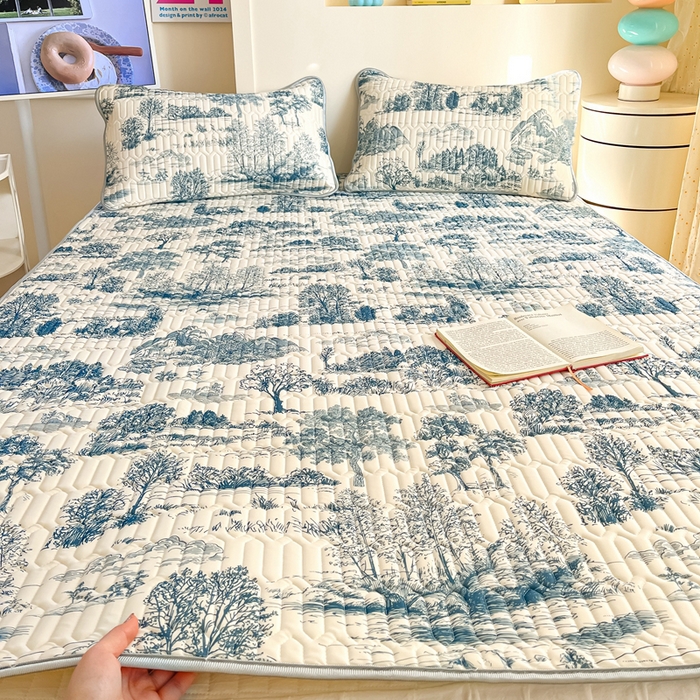 91家纺网 家纺一手货源 找家纺 川悦生活 2025新款小阪凉感丝印花凉席 尼欧-藏青