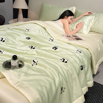 如一 2024新款满绣系列水洗冰丝夏被四件套熊猫-绿米