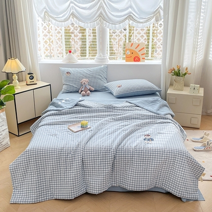 大境2025新款专版纯棉色织水洗棉刺绣全棉夏被四件套夏凉被 篮球小熊-格子蓝