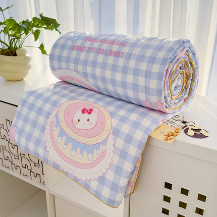 91家纺网 家纺一手货源 找家纺 贝扬思 2025新款水洗皱皱纱系列夏被夏凉被空调被（风格一） 蛋糕蓝格kt