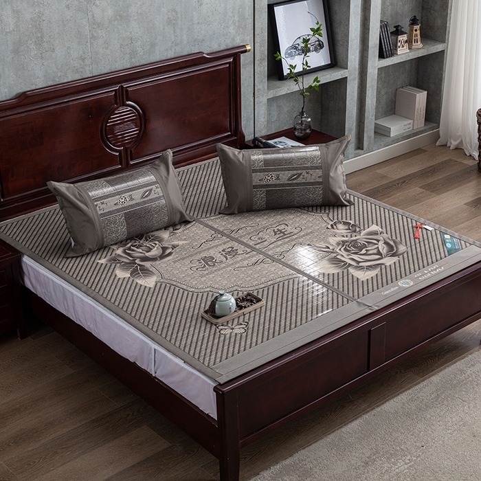 91家纺网 家纺一手货源 找家纺 苏迪凉席竹席2025新款竹席凉席冰丝席碳化双面印花藤草席 浪漫一生 灰