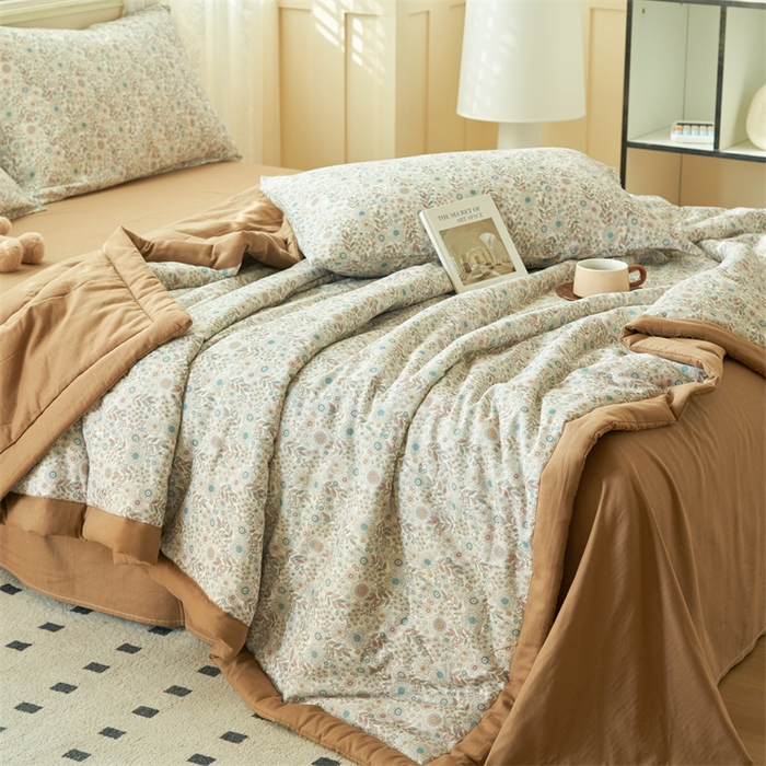 91家纺网 家纺一手货源 找家纺 金鹰 2025新款A类纯棉双层纱大豆夏被四件套全棉夏凉被空调被 花海