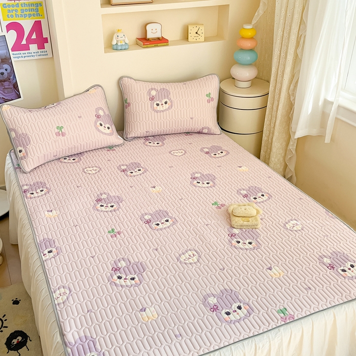 91家纺网 家纺一手货源 找家纺 川悦生活 2025新款小阪凉感丝印花凉席 软绵兔酱