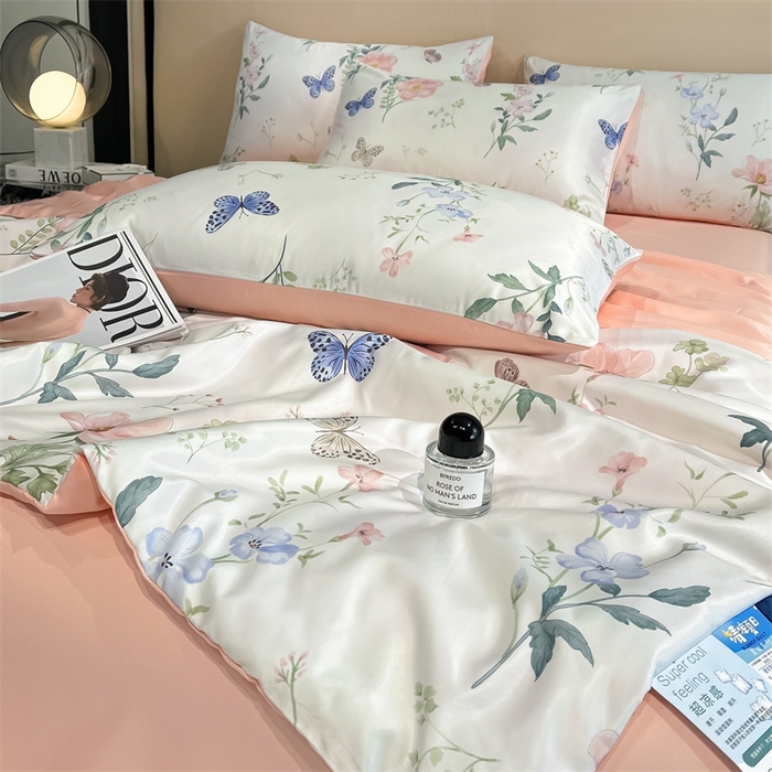 91家纺网 家纺一手货源 找家纺 笙意家纺  2025新款水洗真丝数码印花暗盒款夏被 蝶舞花